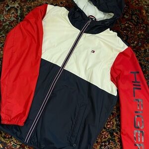 TOMMY HILFIGER WINDBREAKER